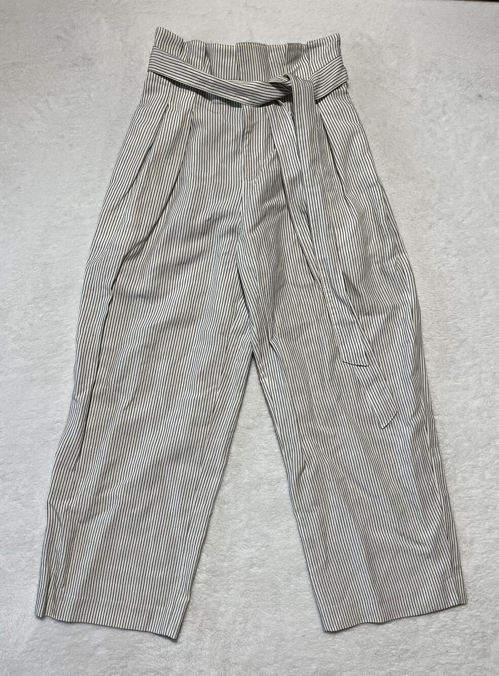 Club Monaco Pants Womens 0 White Black Stripe High Rise Paperbag Waist Belted